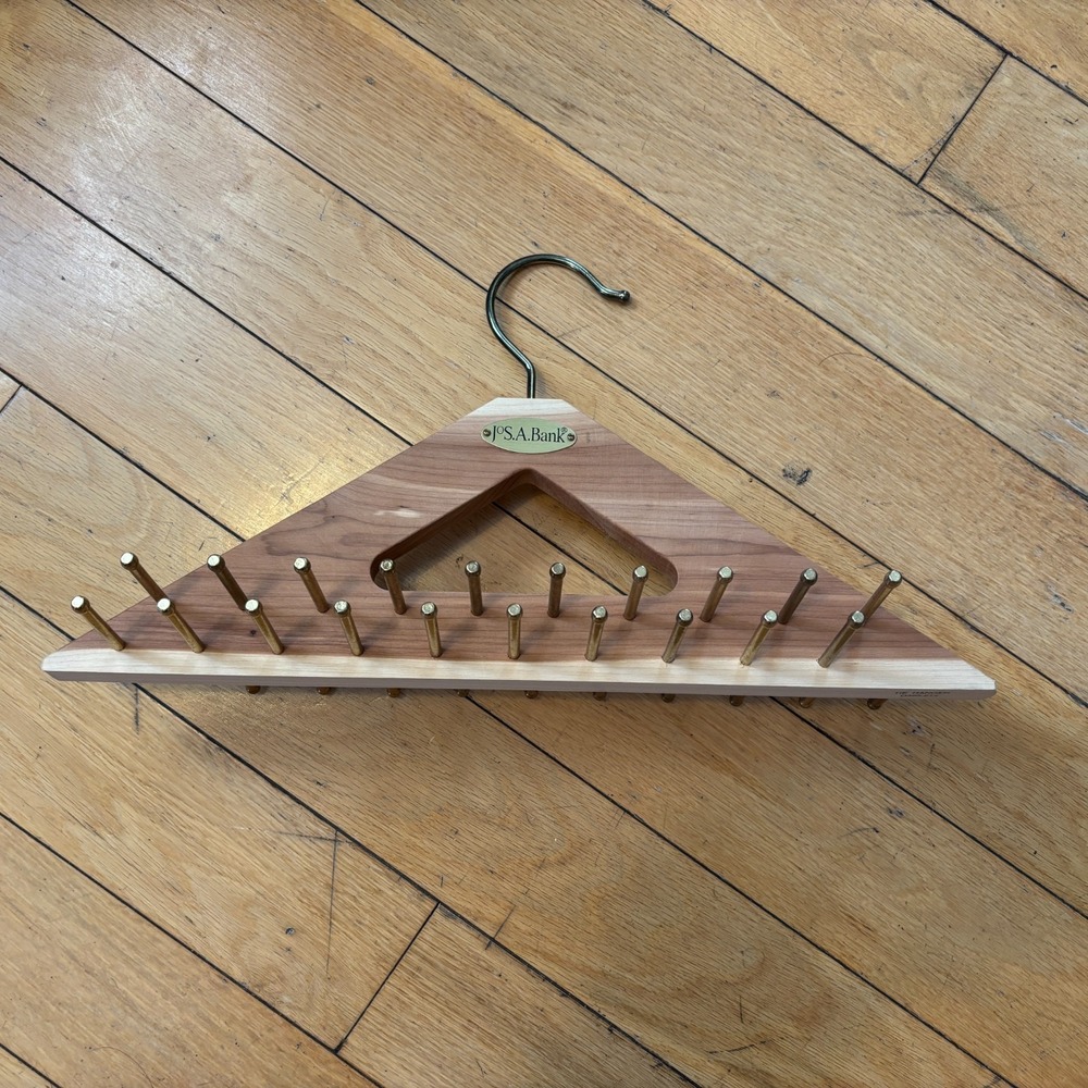 Jos A Bank Cedar Wood Tie Rack Hanger Closet Organizer Brass Pegs Closet Men